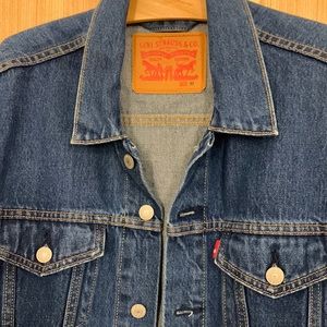 Levi’s Denim Jacket - medium